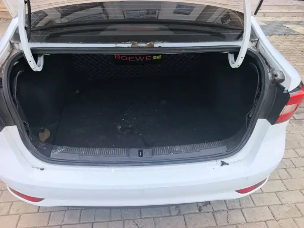 Roewe i5 — фото 19