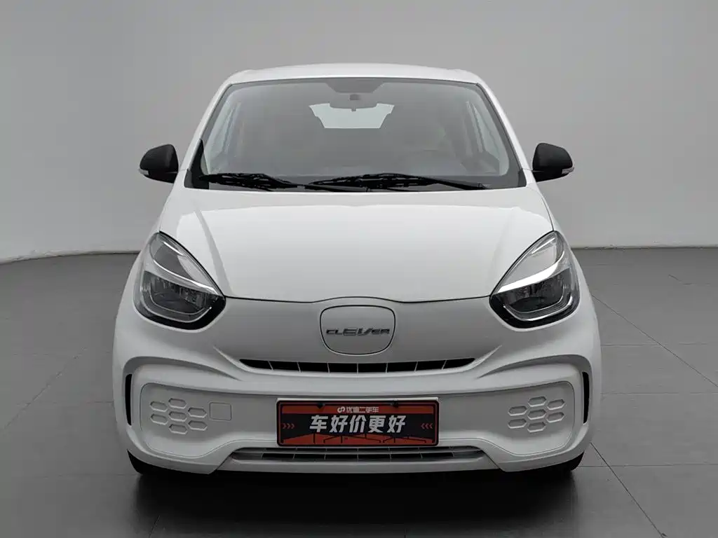 Roewe Clever — фото 3