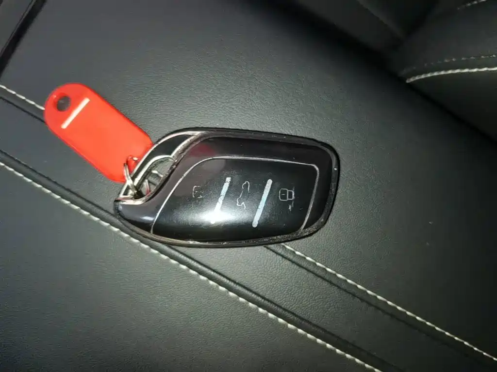 Roewe RX5 MAX — фото 17