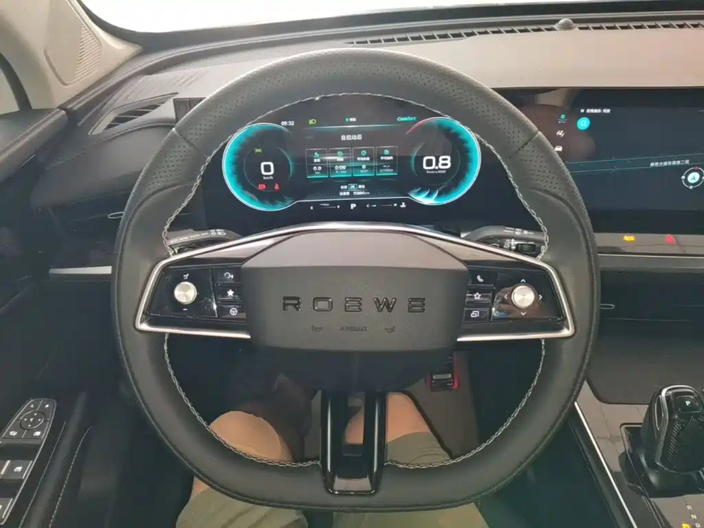 Roewe RX5 MAX — фото 7