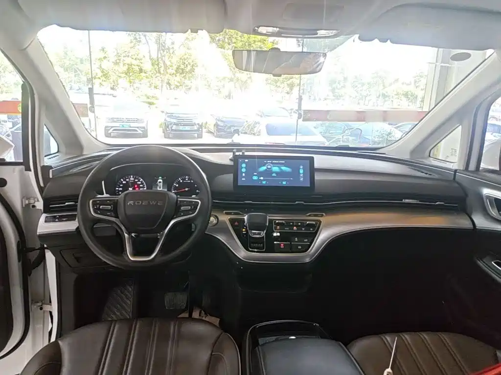 Roewe iMAX8 — фото 10