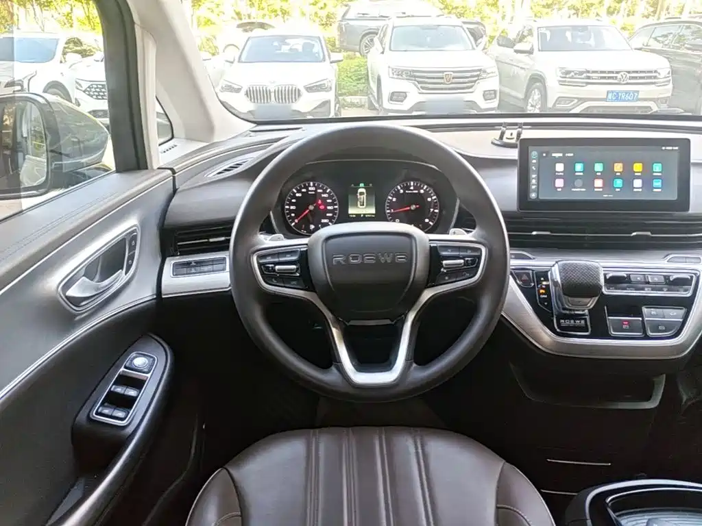 Roewe iMAX8 — фото 11