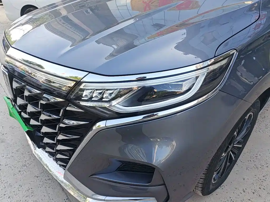 Roewe iMAX8 — фото 24