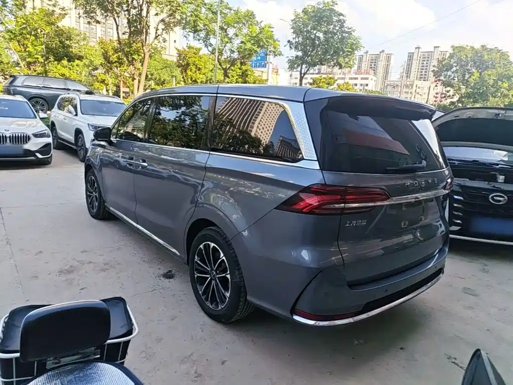 Roewe iMAX8 — фото 5