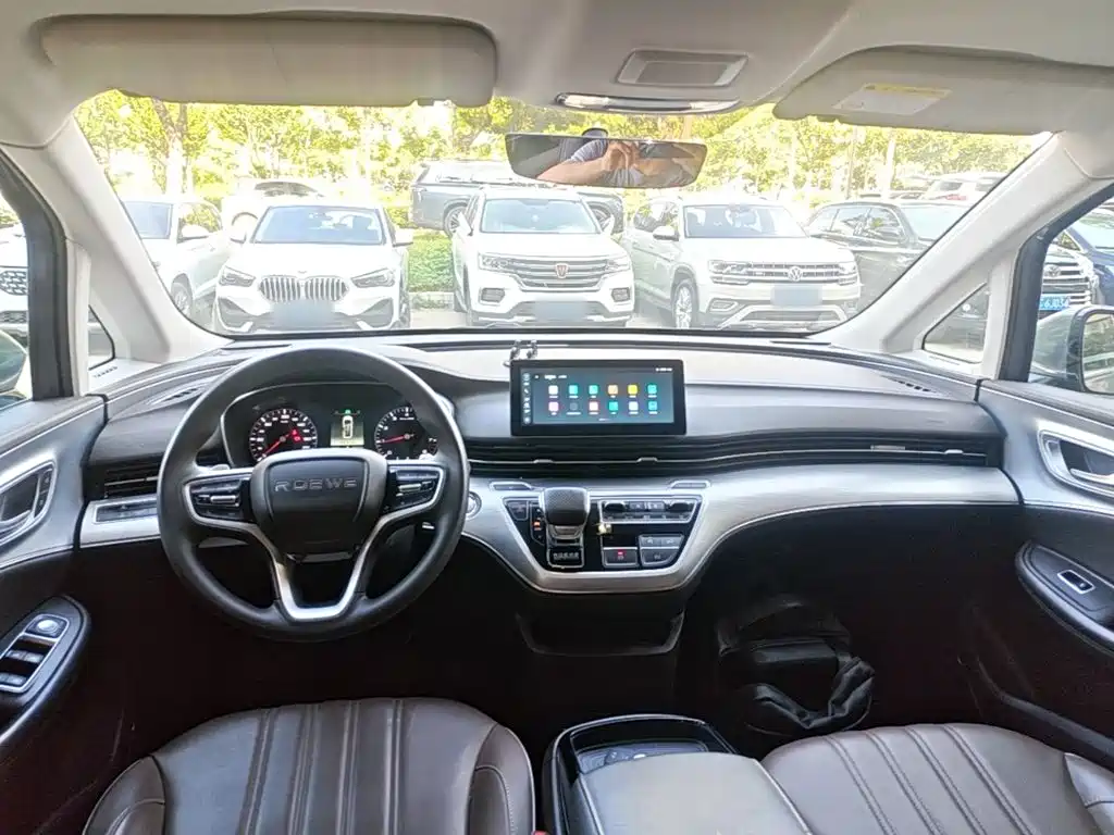 Roewe iMAX8 — фото 10