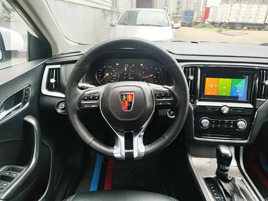 Roewe i6 Classic — фото 11