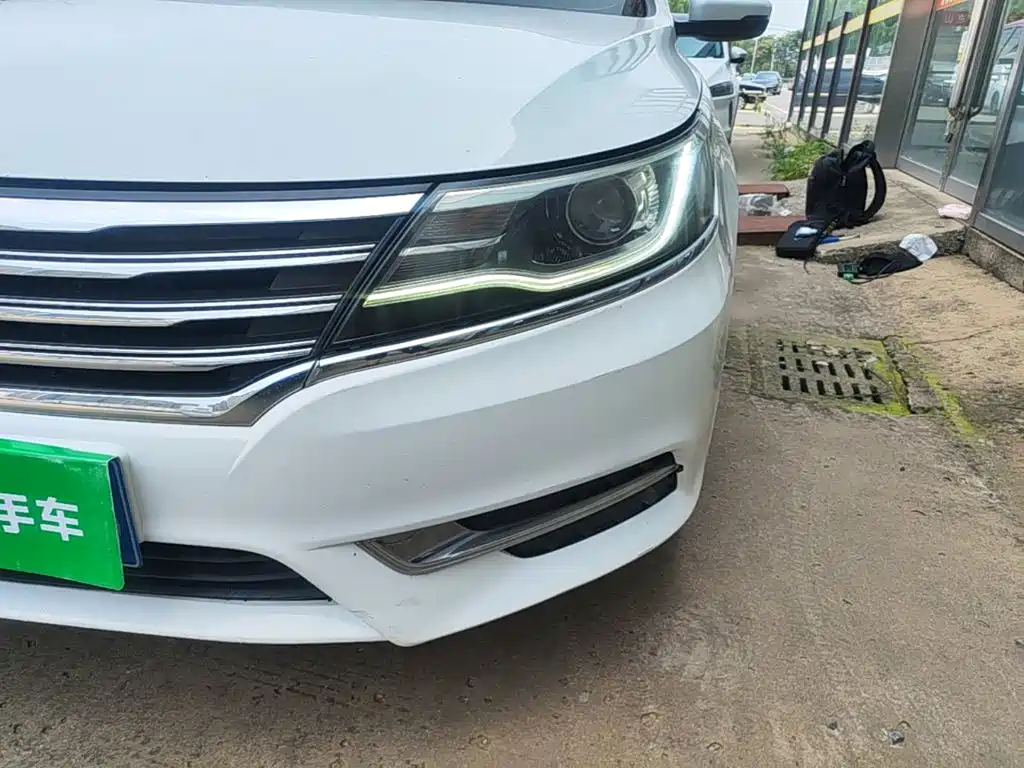 Roewe i6 Classic — фото 24