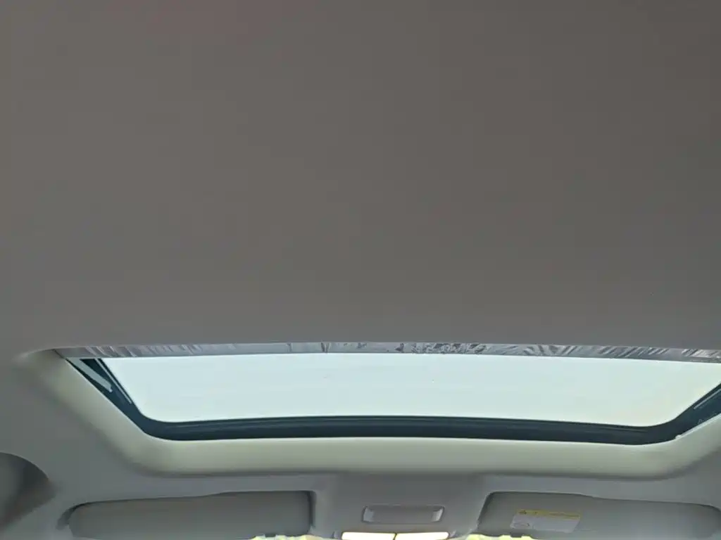 Roewe i5 — фото 18