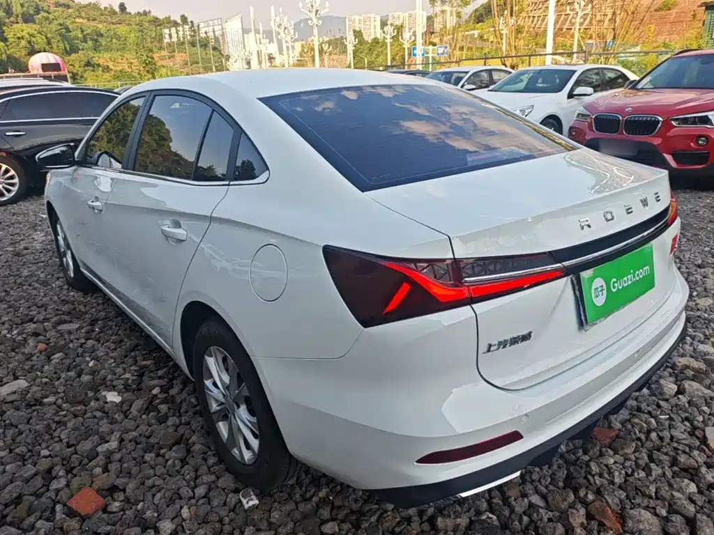 Roewe i5 — фото 5