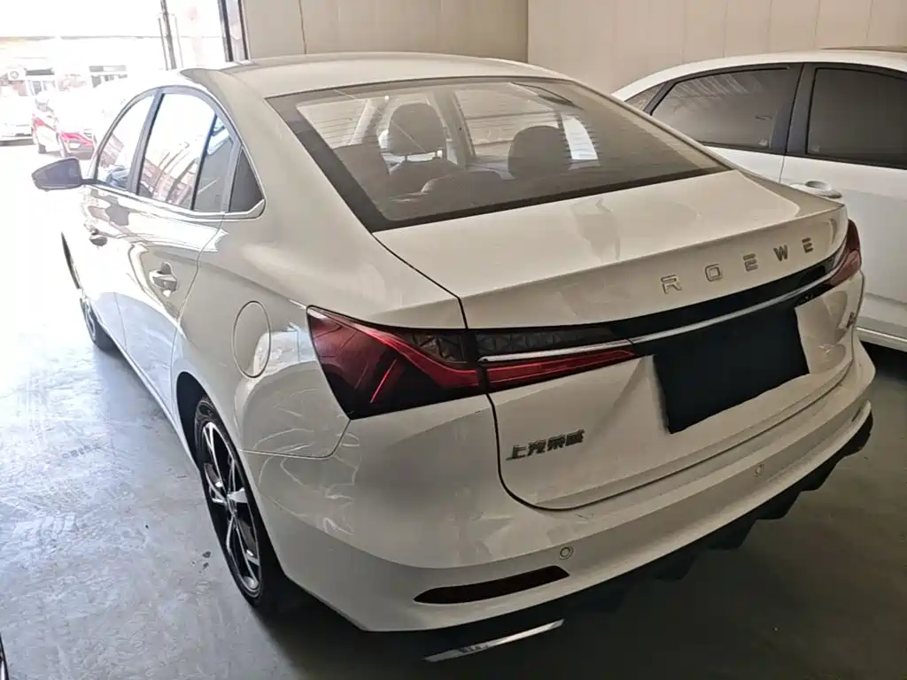 Roewe i5 — фото 23