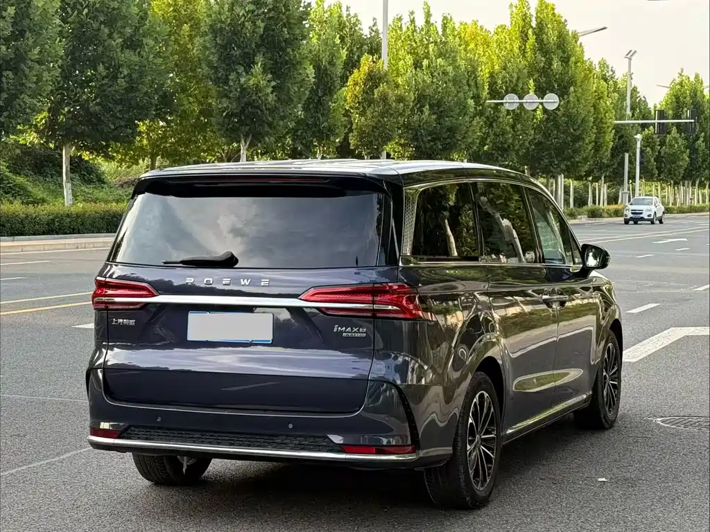 Roewe iMAX8 — фото 9
