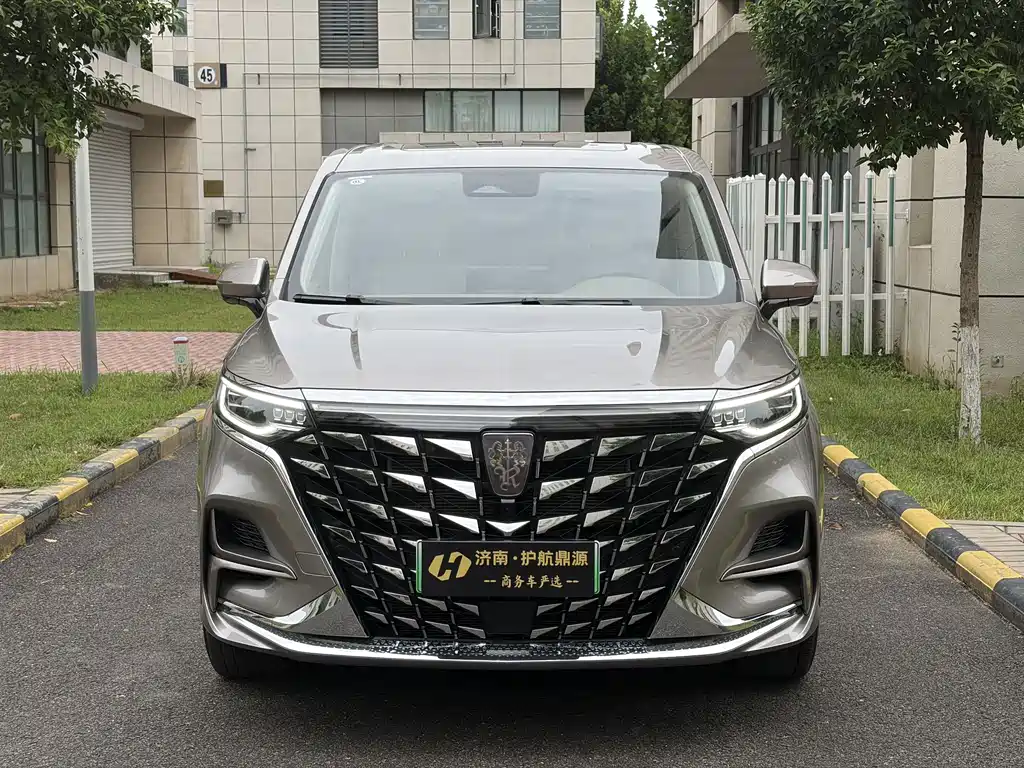Roewe iMAX8 New Energy — фото 2