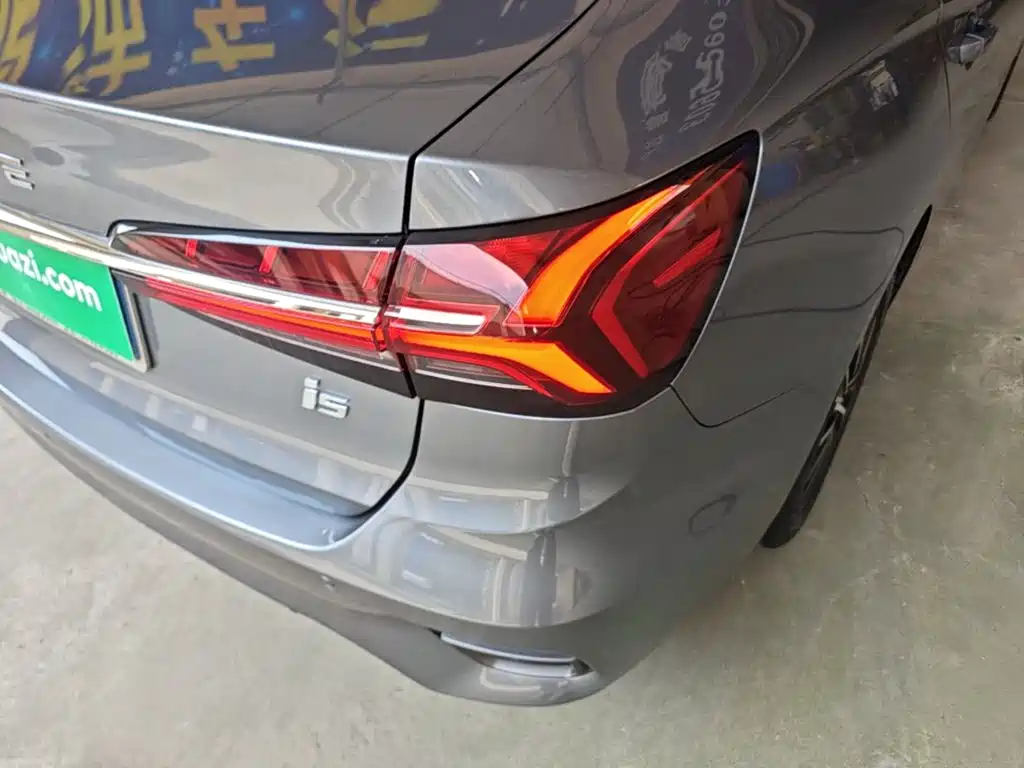 Roewe i5 — фото 24