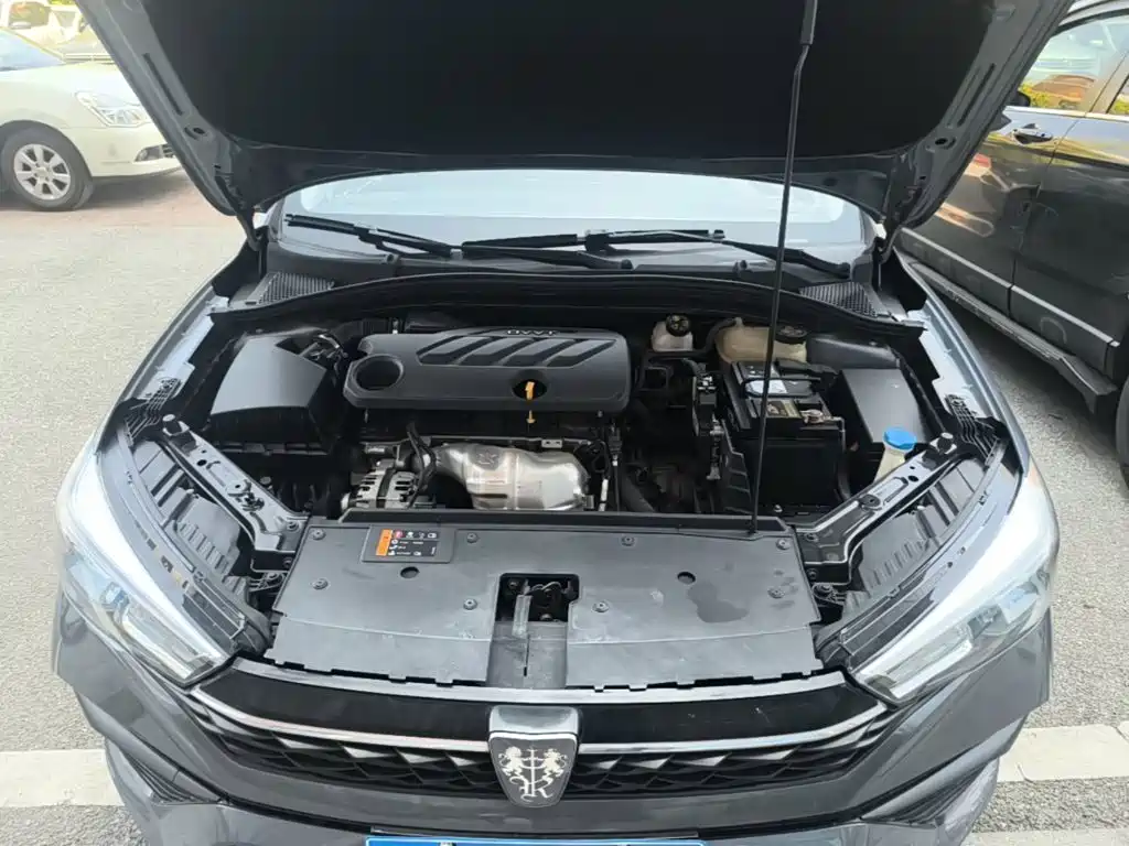 Roewe i5 — фото 20