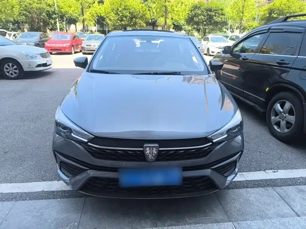 Roewe i5 — фото 3