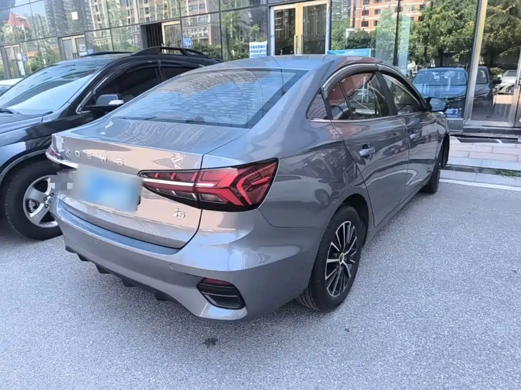 Roewe i5 — фото 7