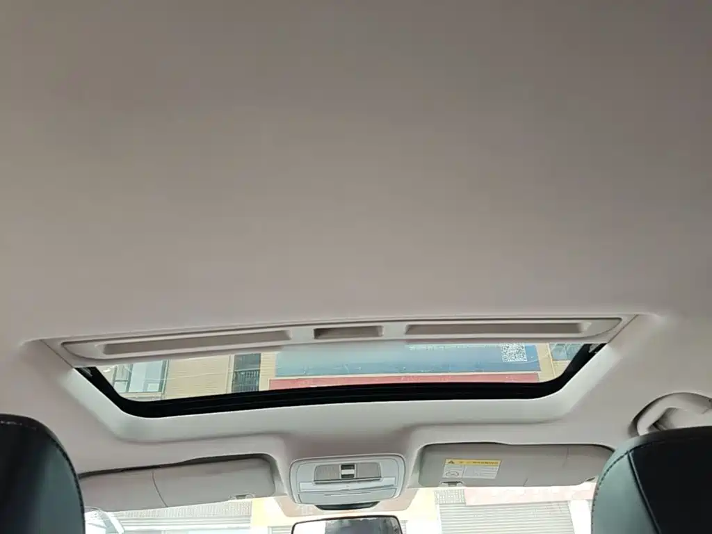 Roewe i5 — фото 18
