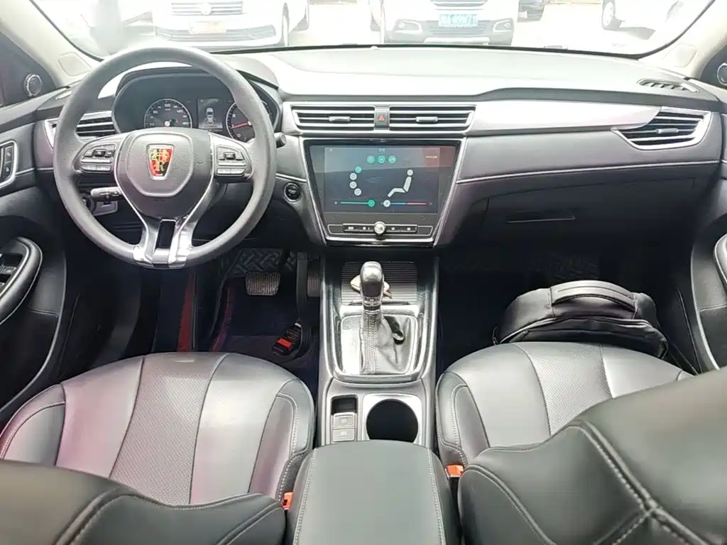 Roewe i5 — фото 10
