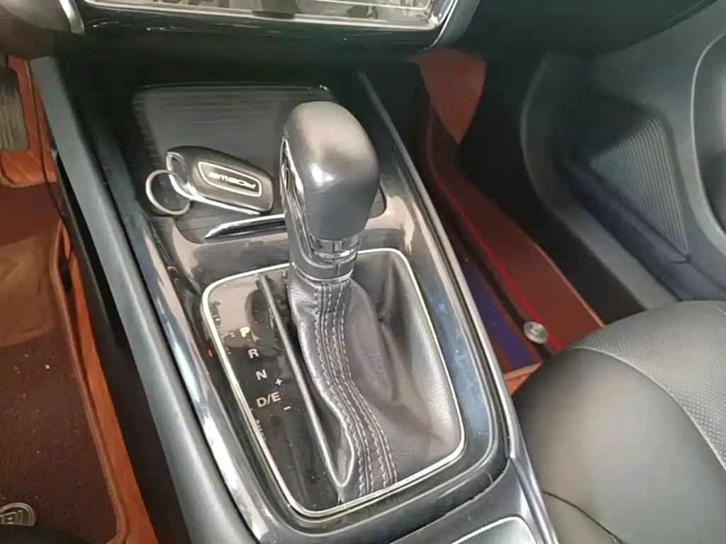 Roewe i5 — фото 14