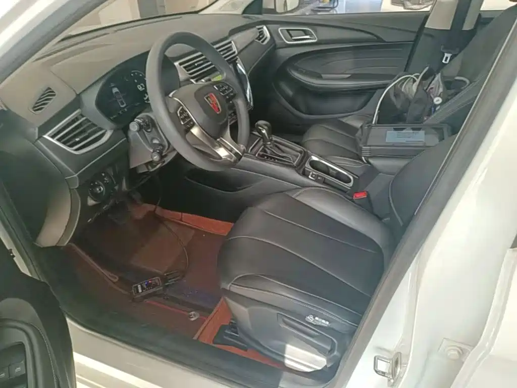 Roewe i5 — фото 15