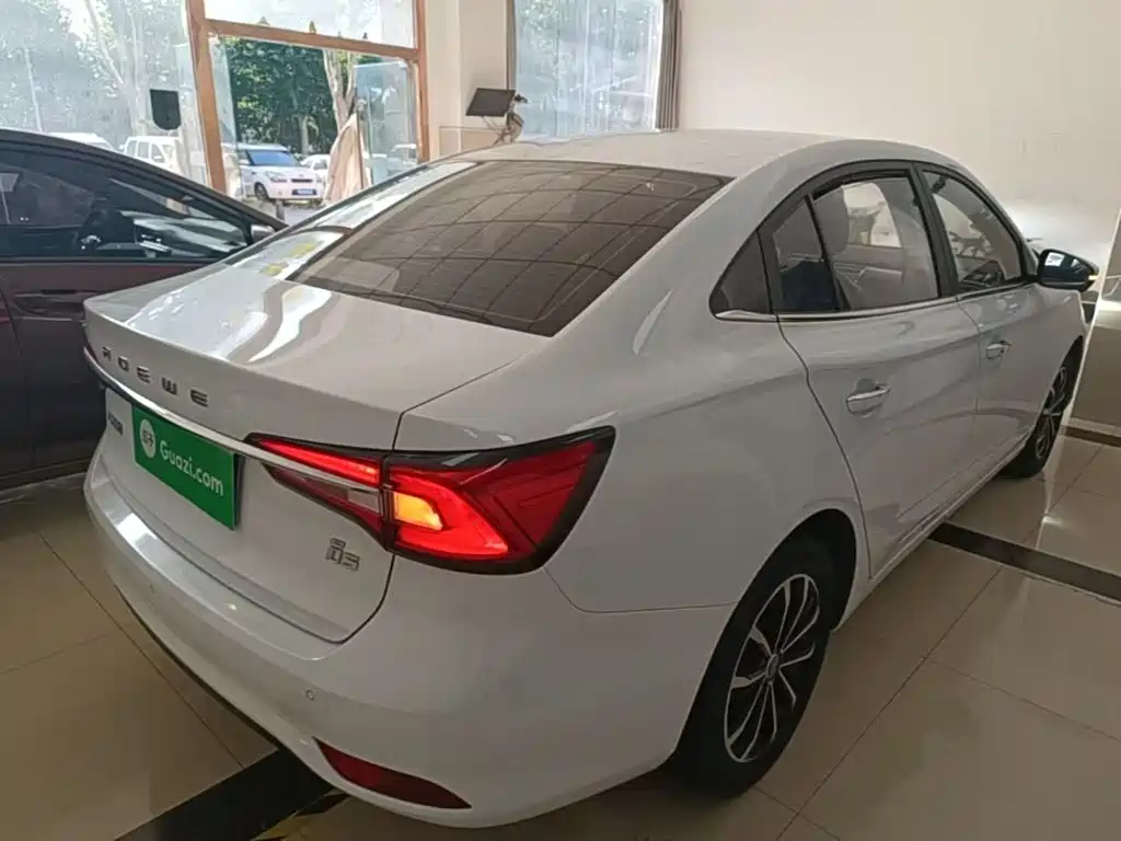 Roewe i5 — фото 7