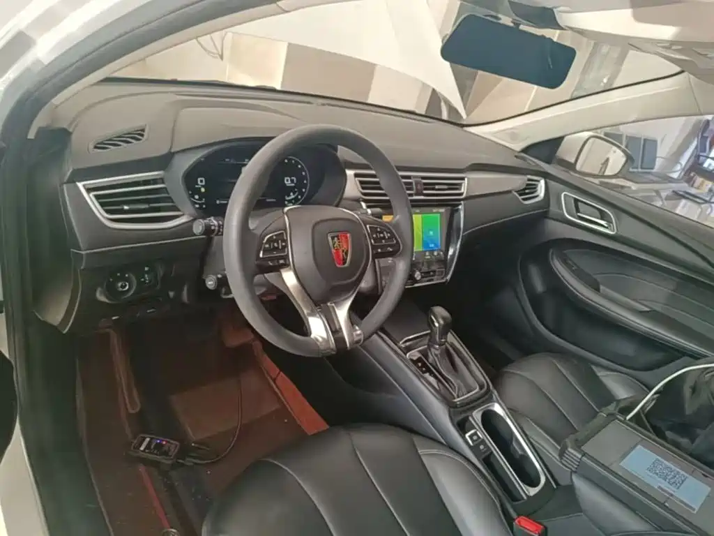 Roewe i5 — фото 10