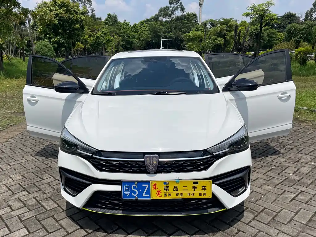Roewe i5 — фото 9