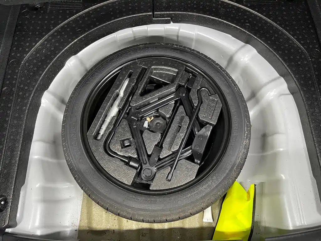 Roewe Ei5 — фото 25