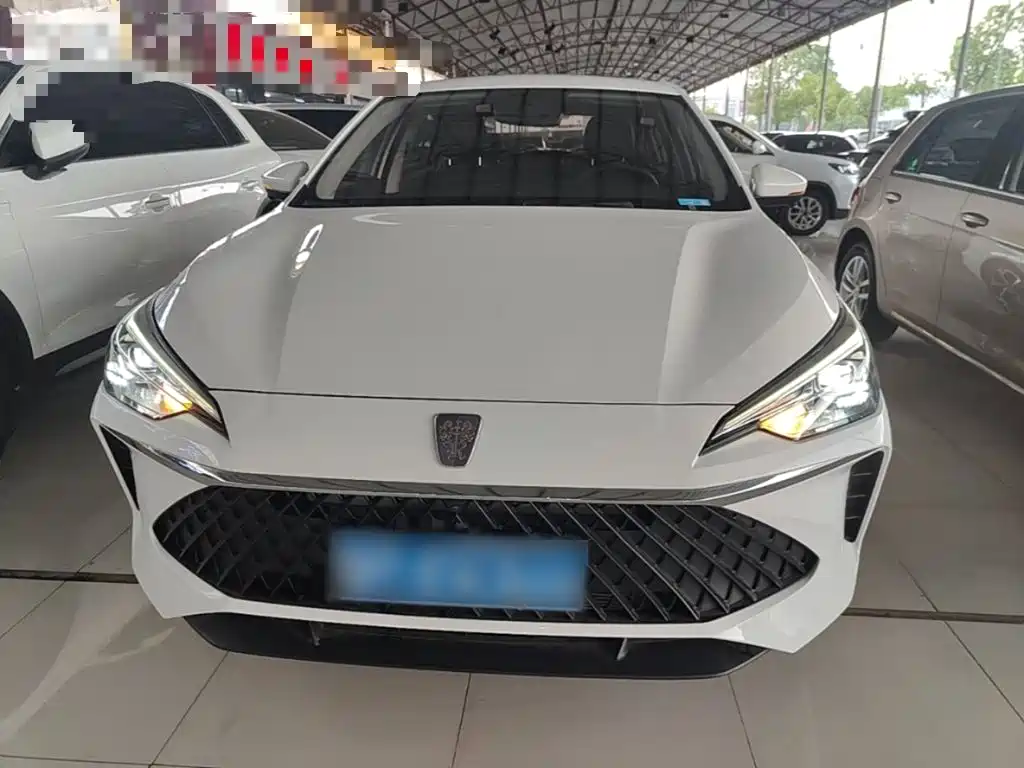 Roewe i5 — фото 3