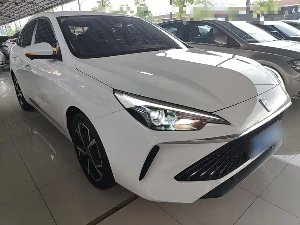 Roewe i5 — фото 4