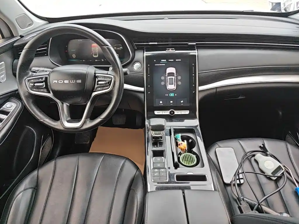 Roewe RX5 eMAX — фото 10