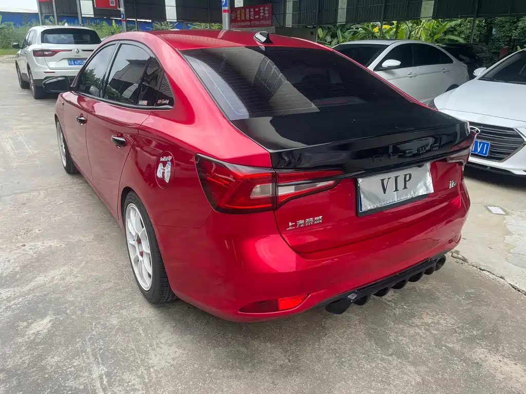 Roewe i5 — фото 7