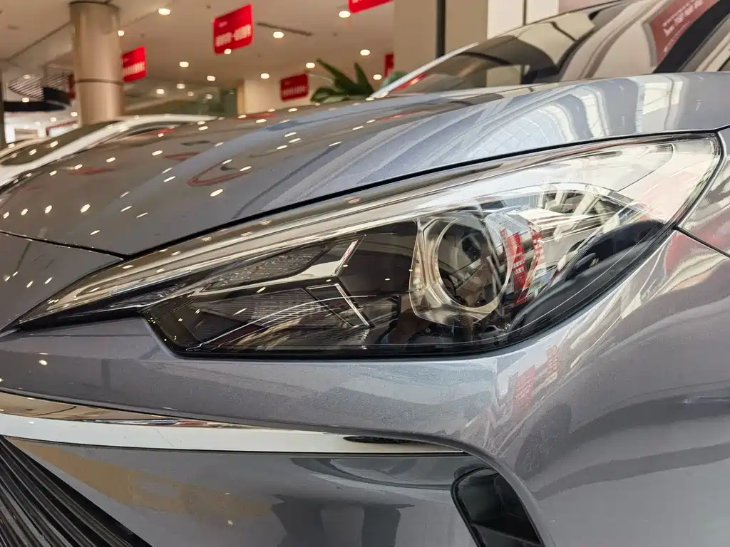 Roewe i5 — фото 21
