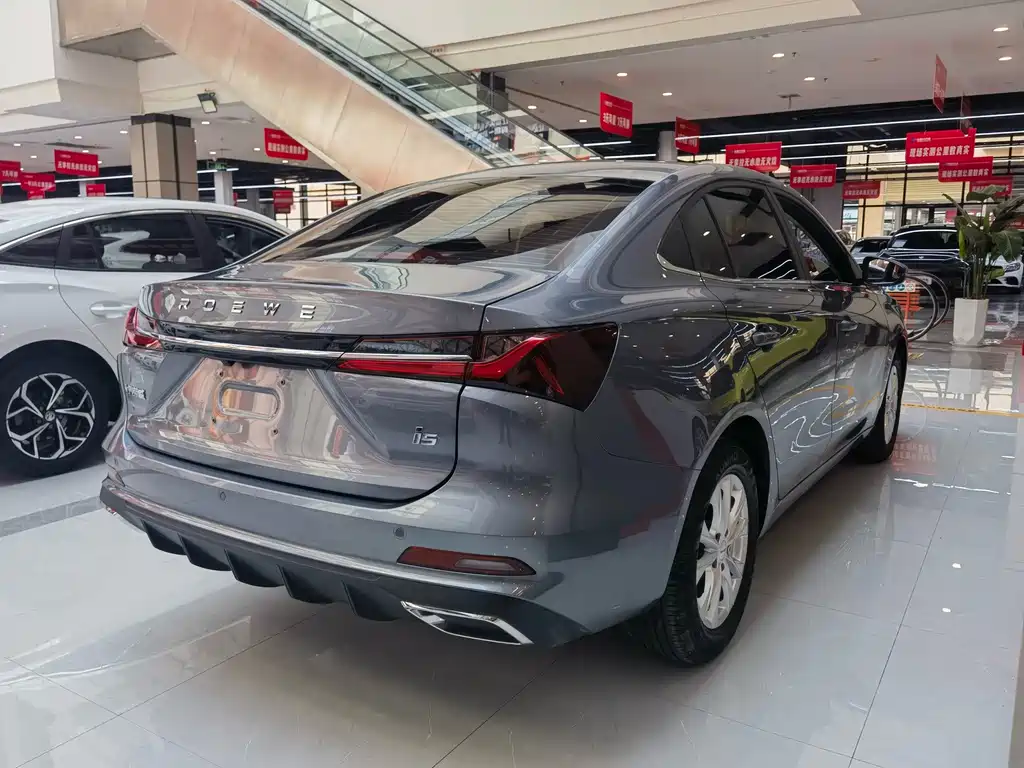 Roewe i5 — фото 9