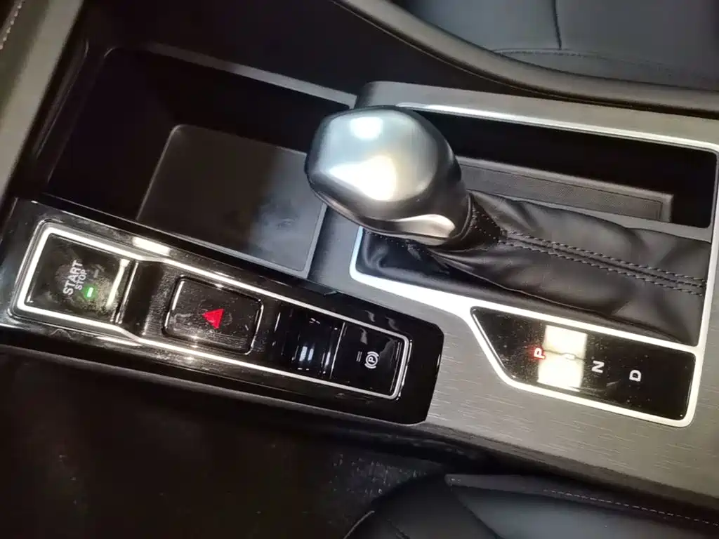 Roewe i5 — фото 14