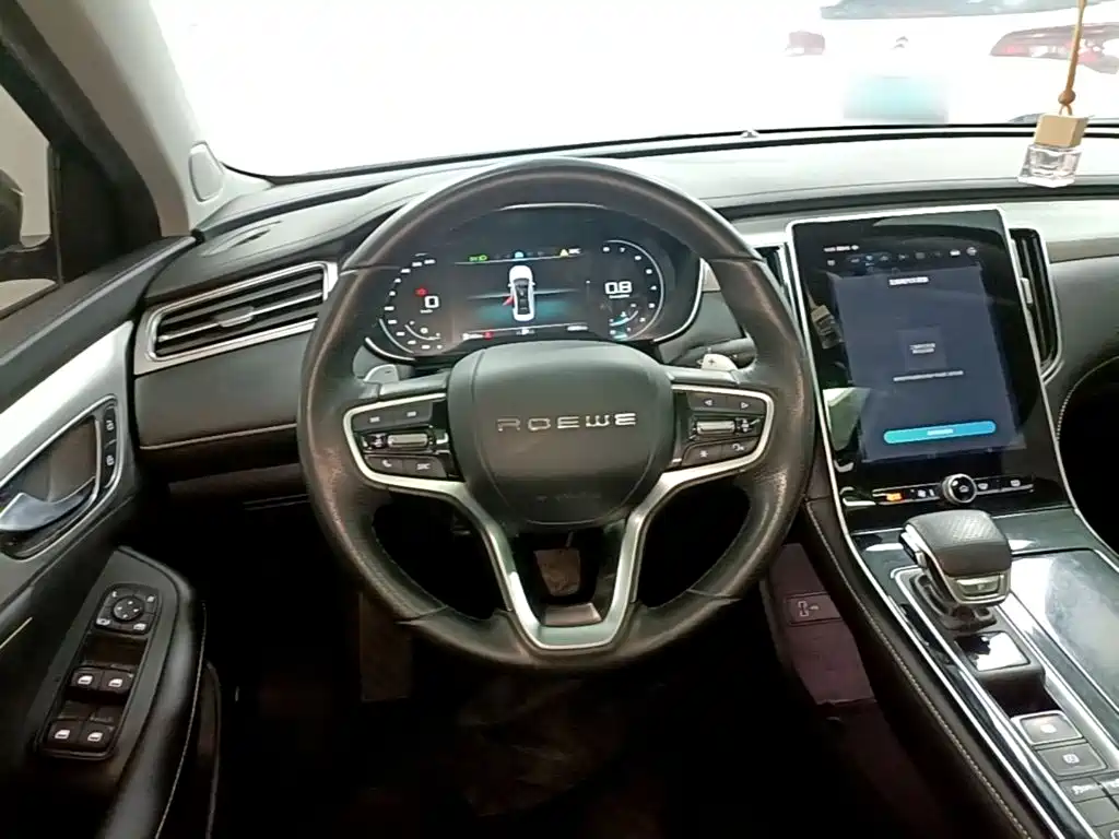 Roewe i6 MAX — фото 11