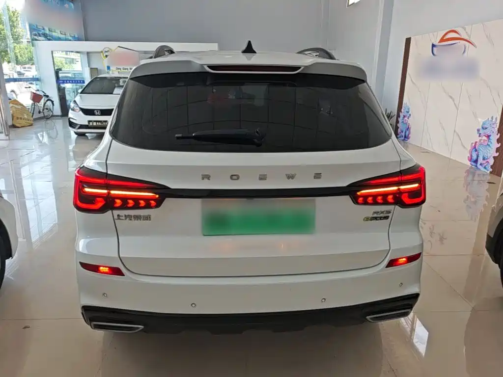 Roewe RX5 New Energy — фото 6