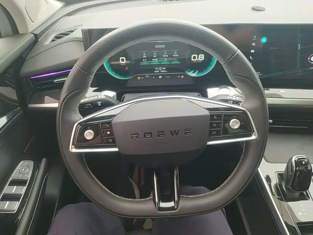 Roewe RX5 MAX — фото 11