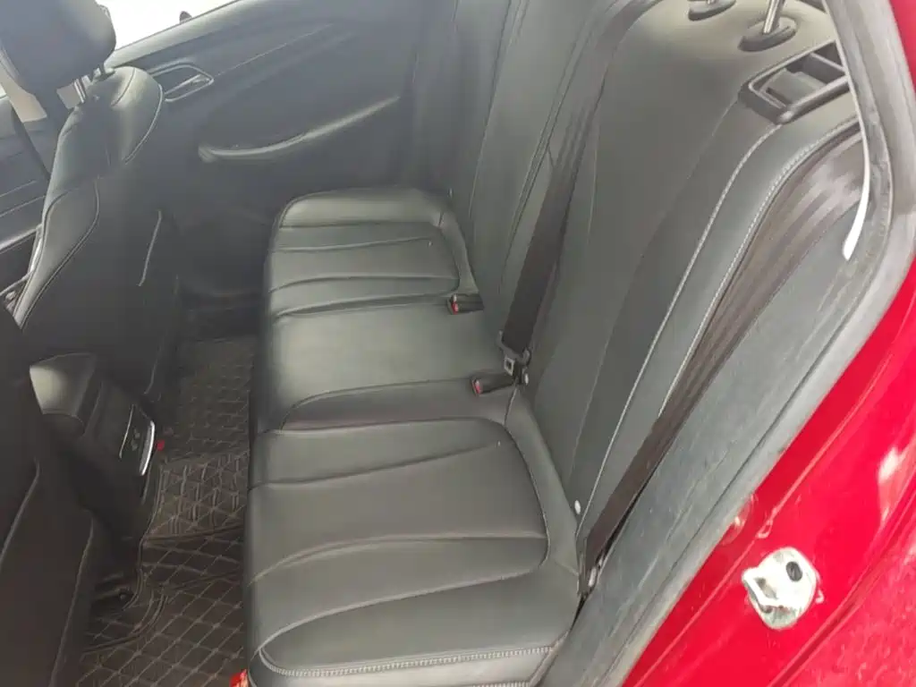 Roewe i5 — фото 13
