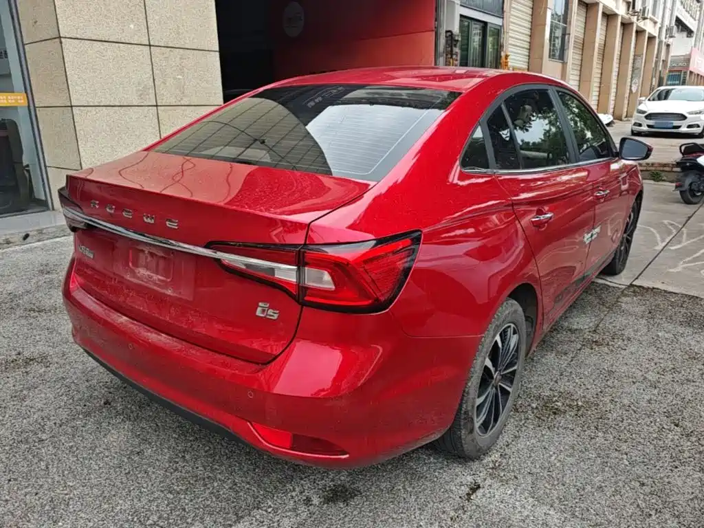 Roewe i5 — фото 5