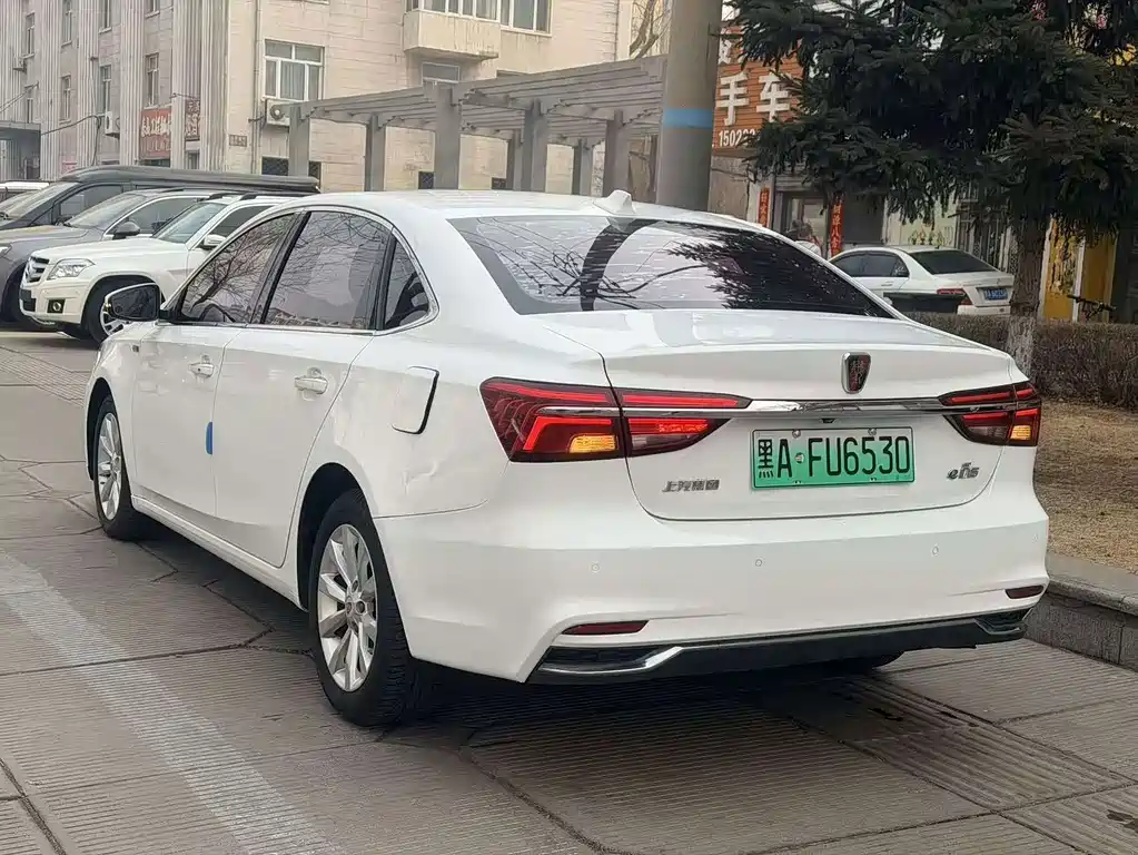 Roewe i6 New Energy — фото 4