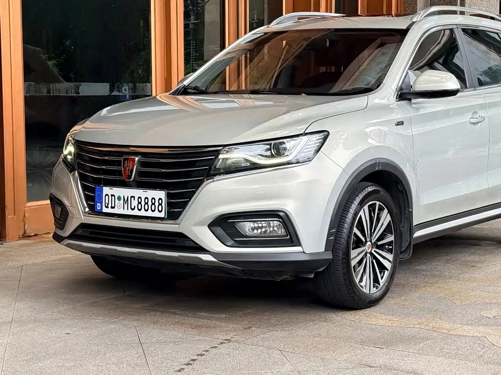 Roewe RX5 New Energy — фото 3