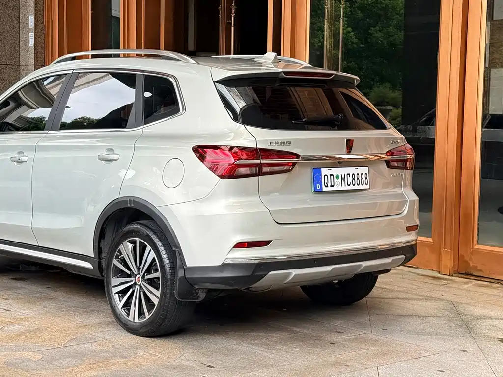 Roewe RX5 New Energy — фото 7