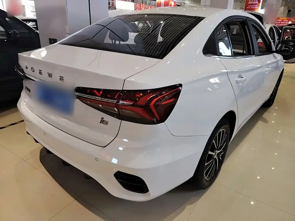 Roewe i5 — фото 7