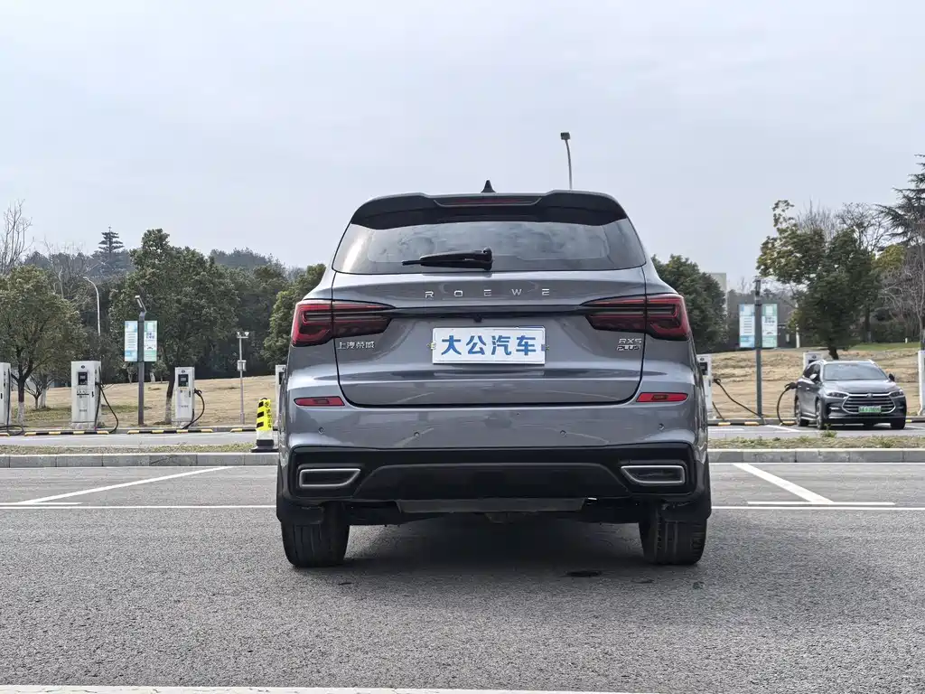 Roewe RX5 — фото 12