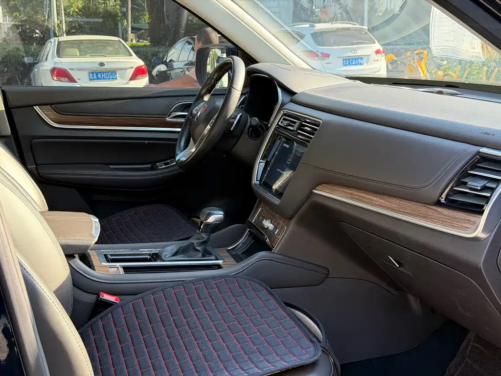 Roewe RX8 — фото 14