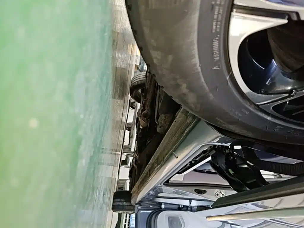 Roewe iMAX8 — фото 21