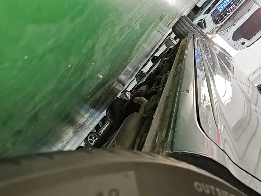 Roewe iMAX8 — фото 22