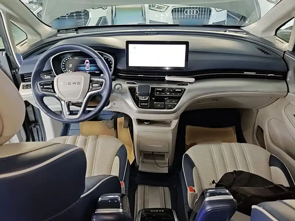 Roewe iMAX8 — фото 10