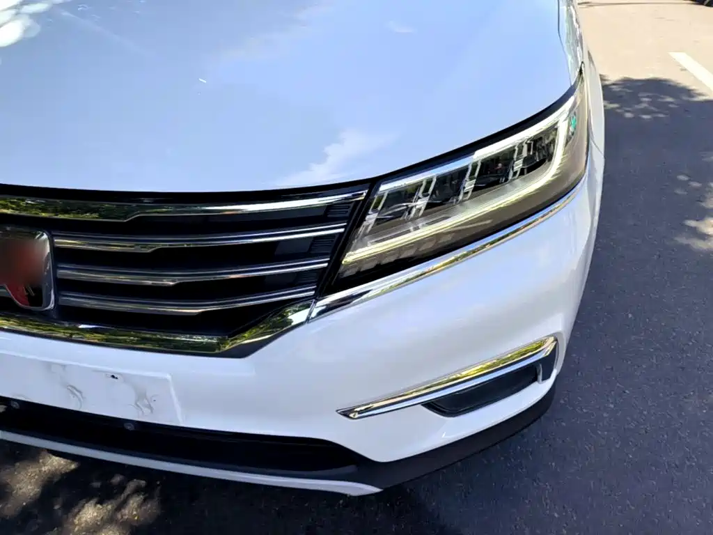 Roewe RX5 — фото 24